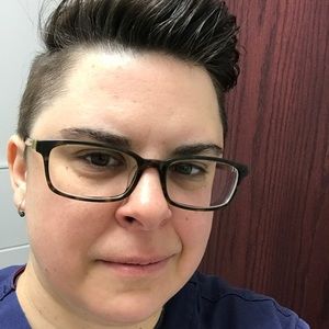 Meet your Posher, Sara